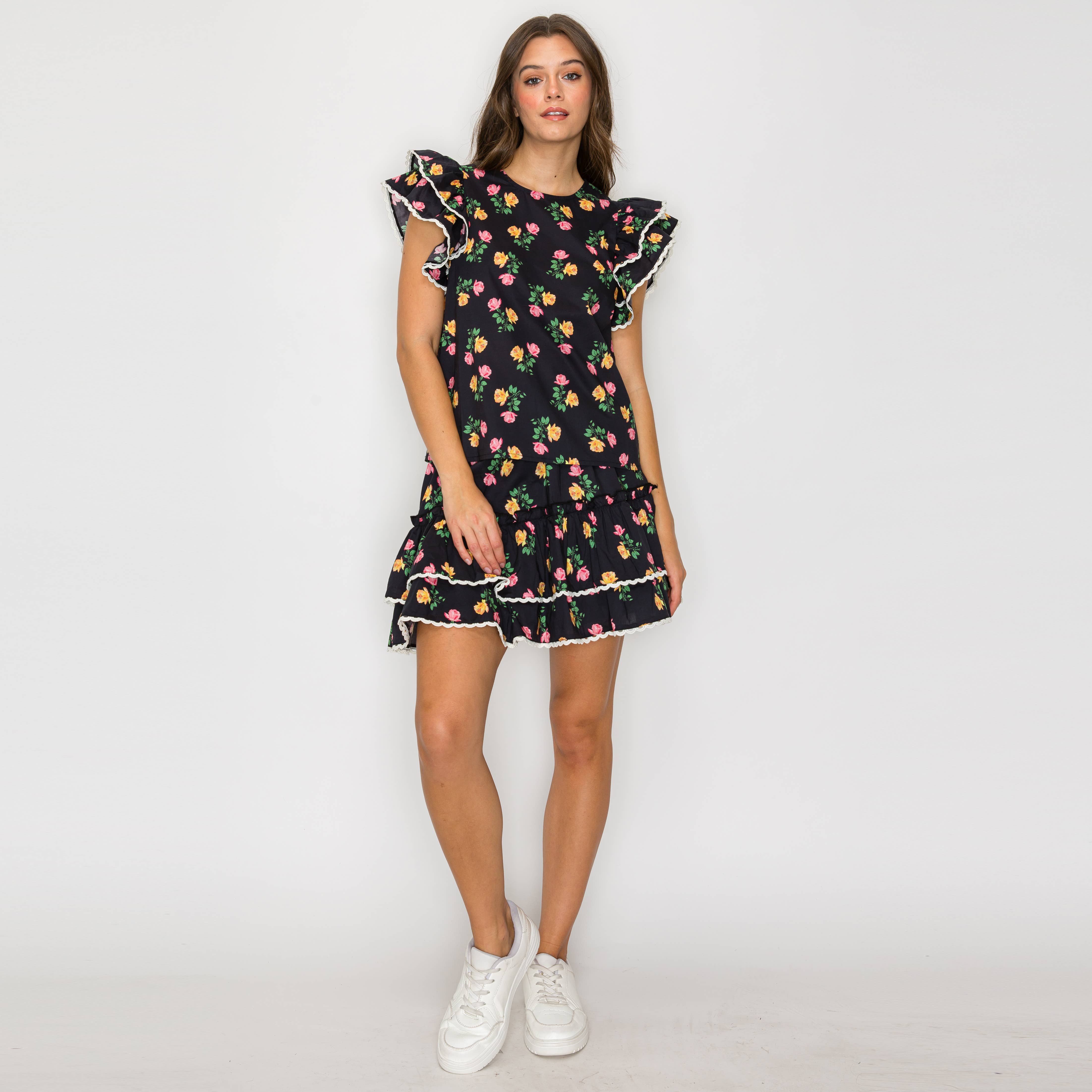 Wild Roses Print in Black Blouse