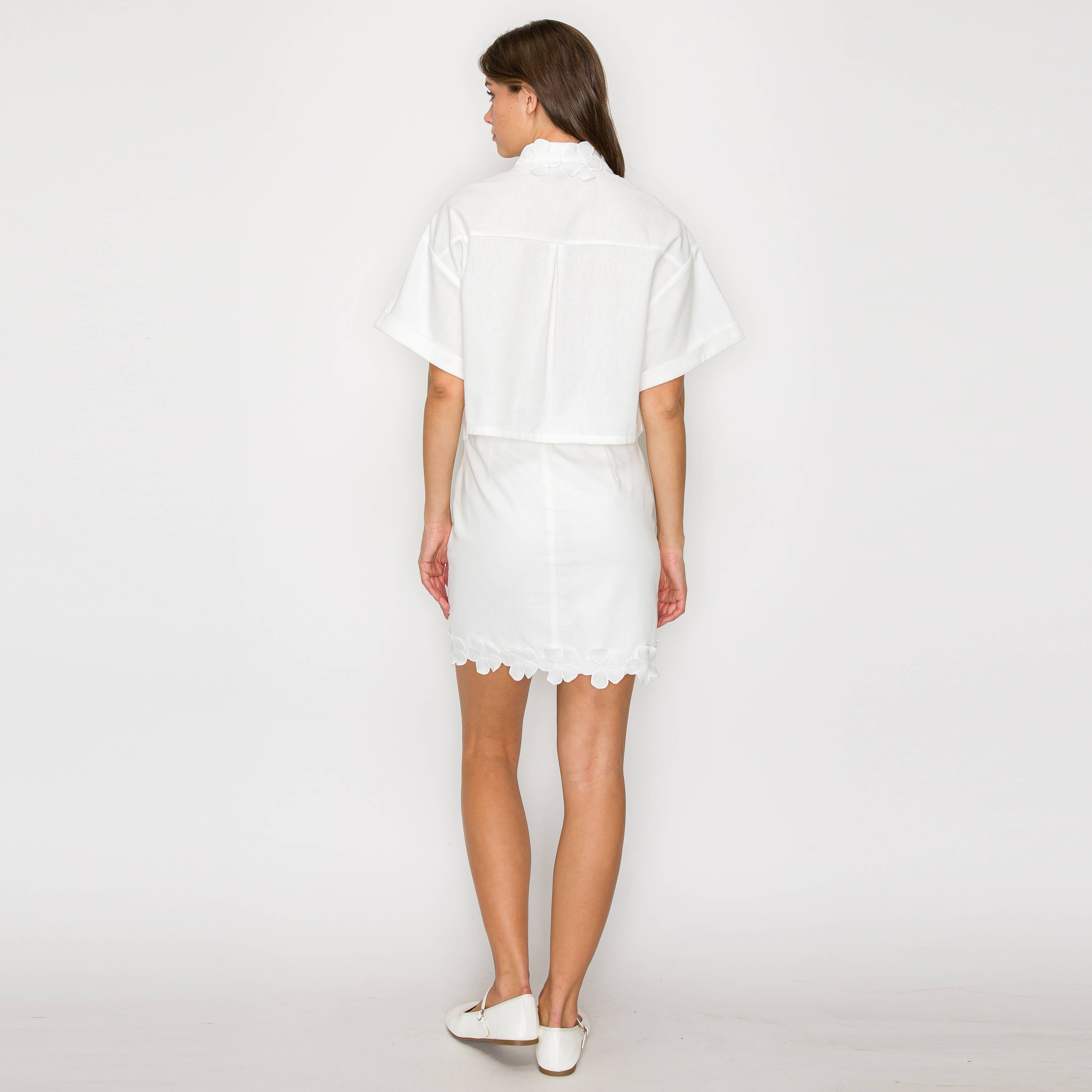 Lovely White Daisy Mini Skirt