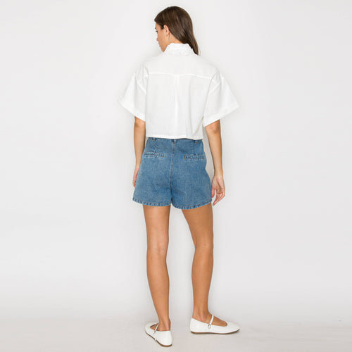 Lovely White Daisy Crop Shirts