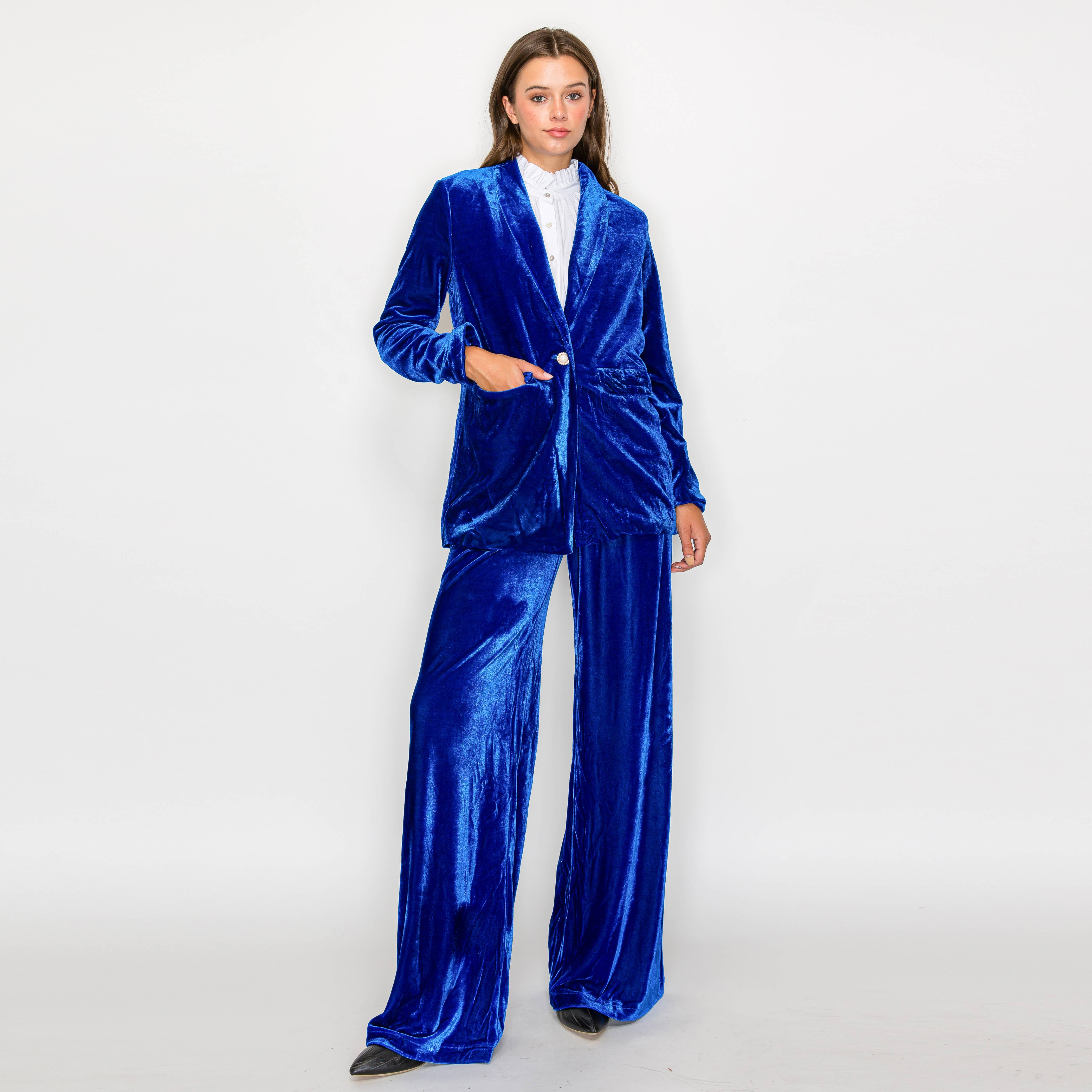 Emily blue velvet blazer