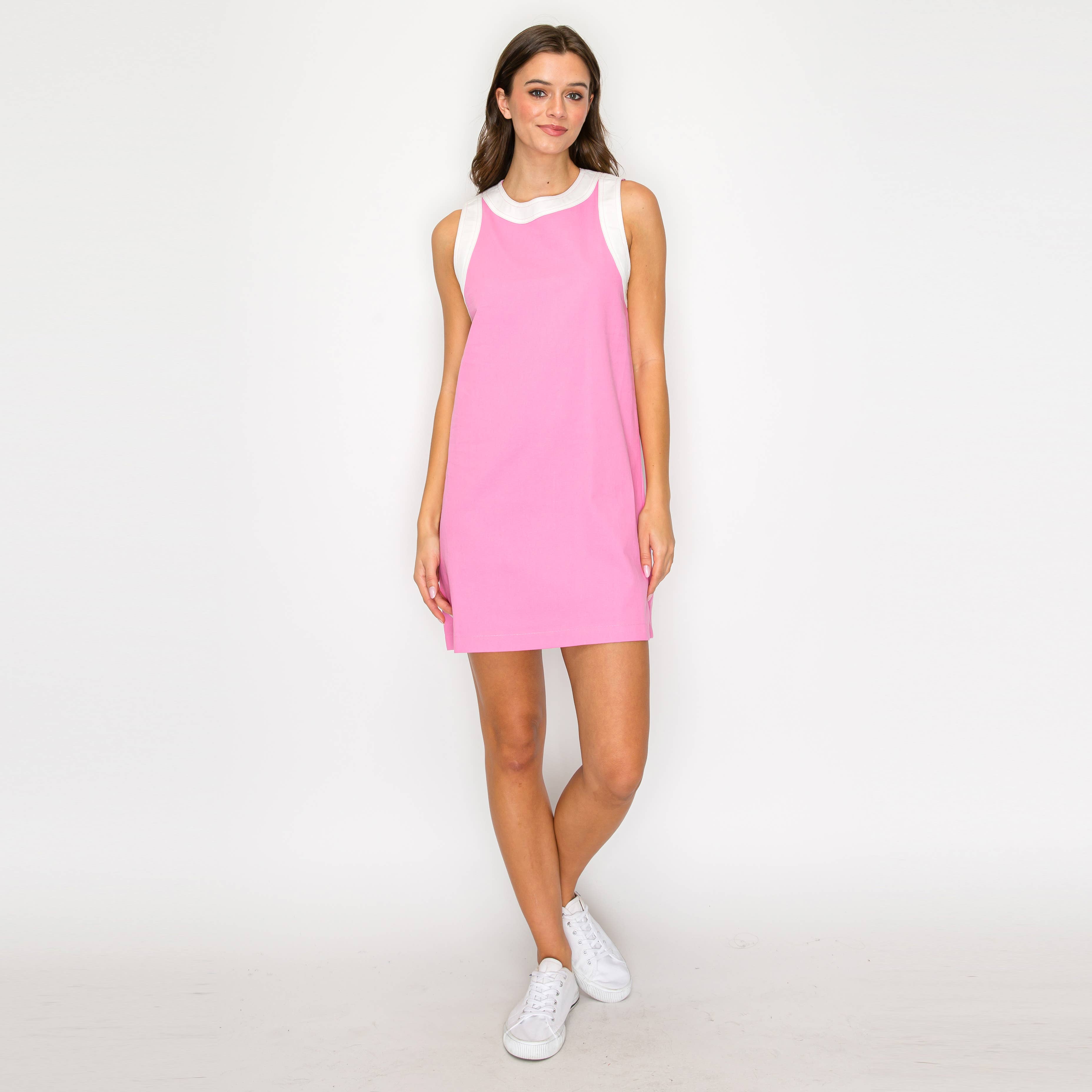 Taffy Pink & White Retro Mod Look Mini dress