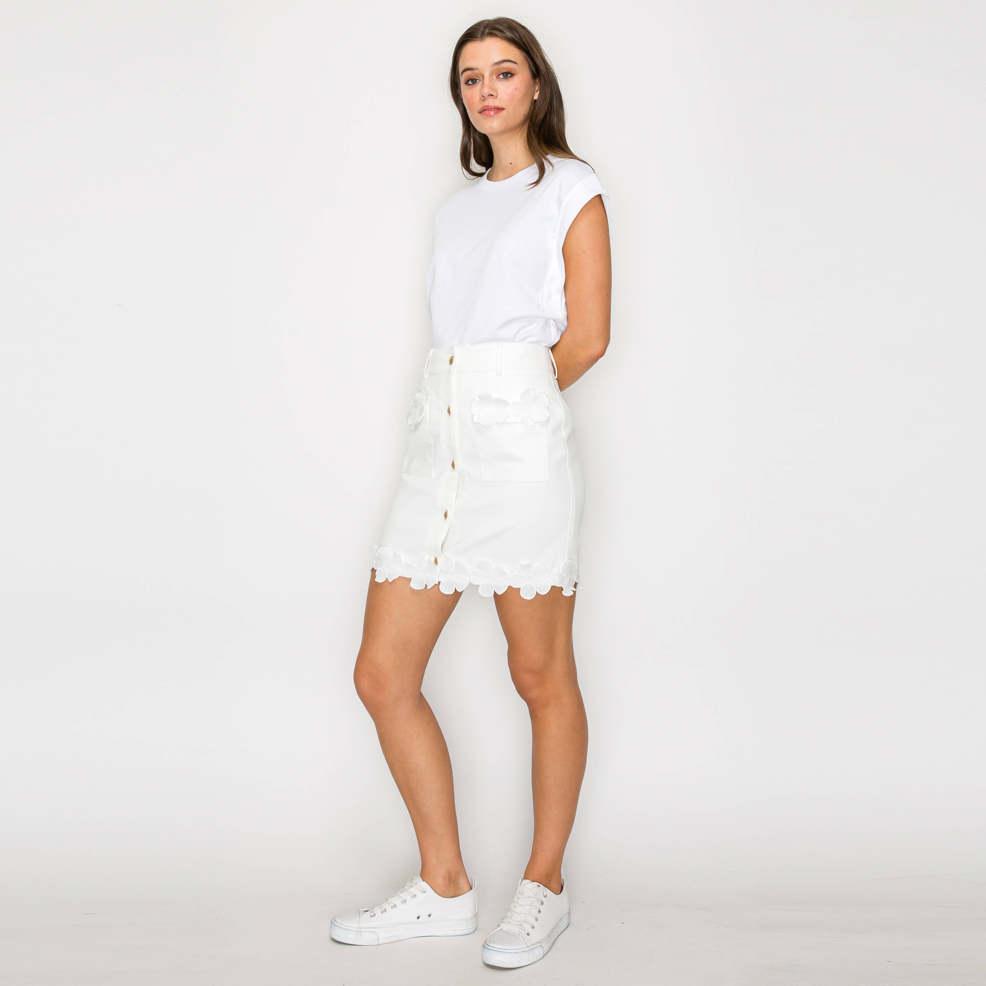 Lovely White Daisy Mini Skirt