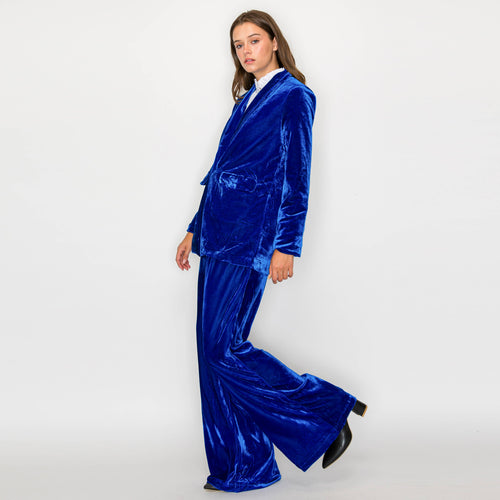 Emily blue velvet blazer
