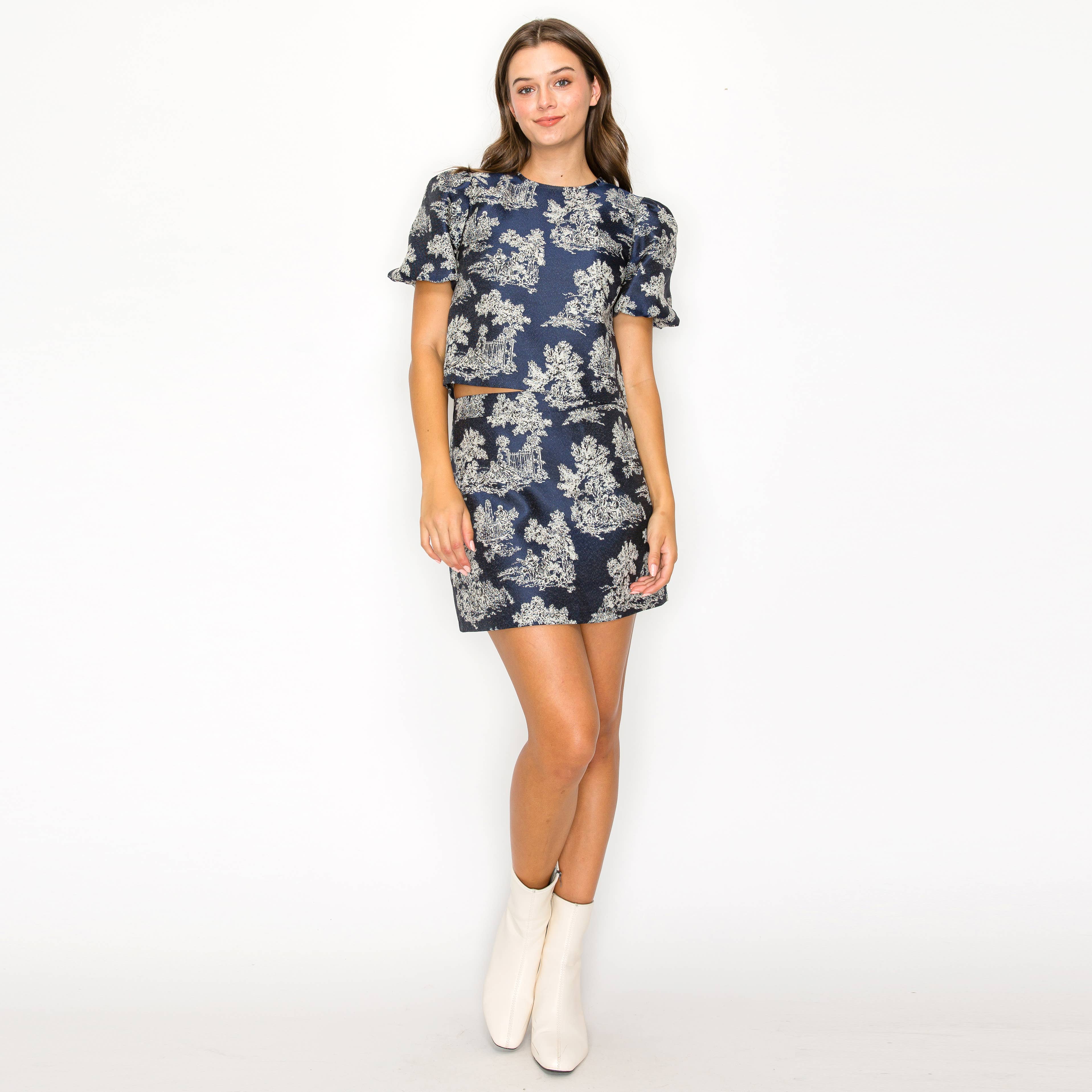 Toile jacquard pattern mini skirt